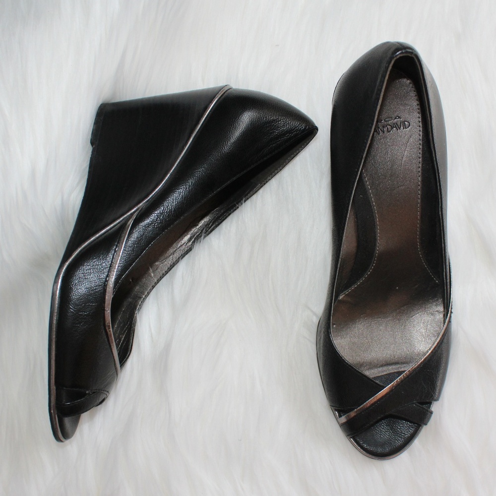 Circa Joan & David Black Open Toe Wedge Shoes 8M